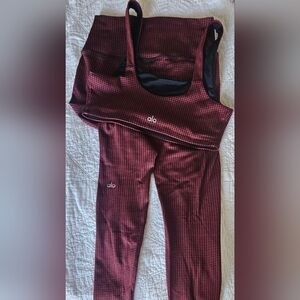 ALO Yoga Women's Houndstooth Red & Black Bra And Tights Set